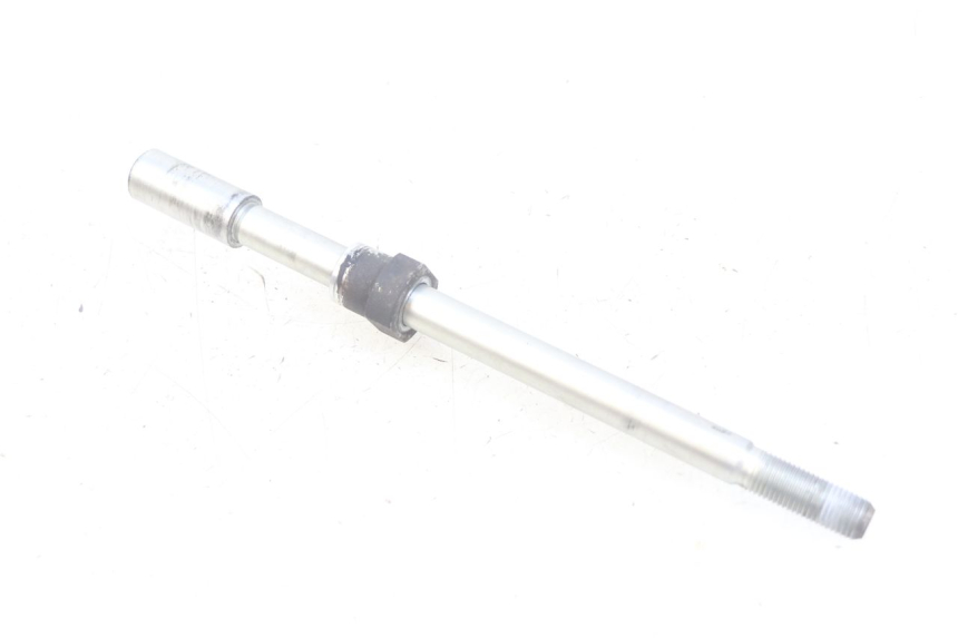 photo de FRONT WHEEL AXLE YAMAHA X-CITY XCITY 125 (2007 - 2013) - Product overview