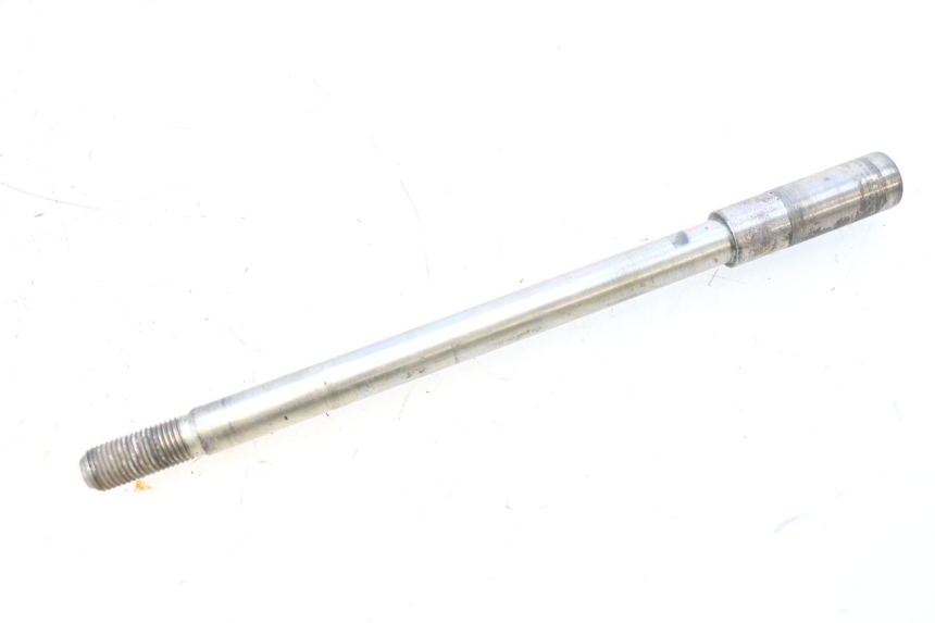photo de FRONT WHEEL AXLE YAMAHA X-MAX XMAX 125 (2010 - 2013) - Component detail