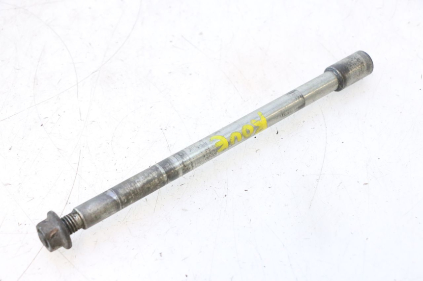 photo de FRONT WHEEL AXLE PIAGGIO X9 AMALFI 180 (2000 - 2003) - Main view