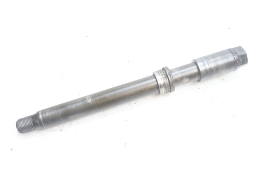 photo de FRONT WHEEL AXLE YAMAHA XJR 1300 (1998 - 2002) - Component detail