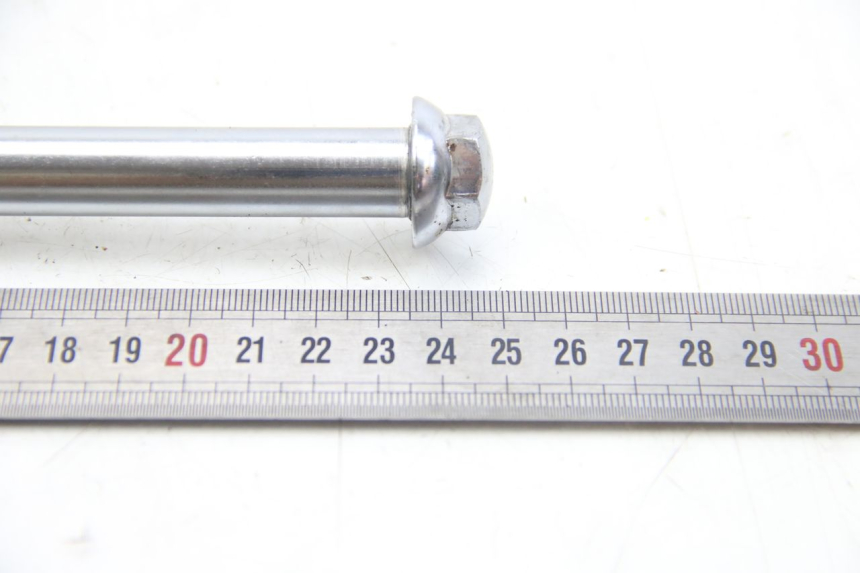 photo de FRONT WHEEL AXLE YAMAHA XV VIRAGO 750 (1984 - 1998) - Product overview