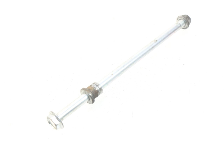 photo de FRONT WHEEL AXLE YAMAHA YP MAJESTY 125 (2007 - 2010) - Main view