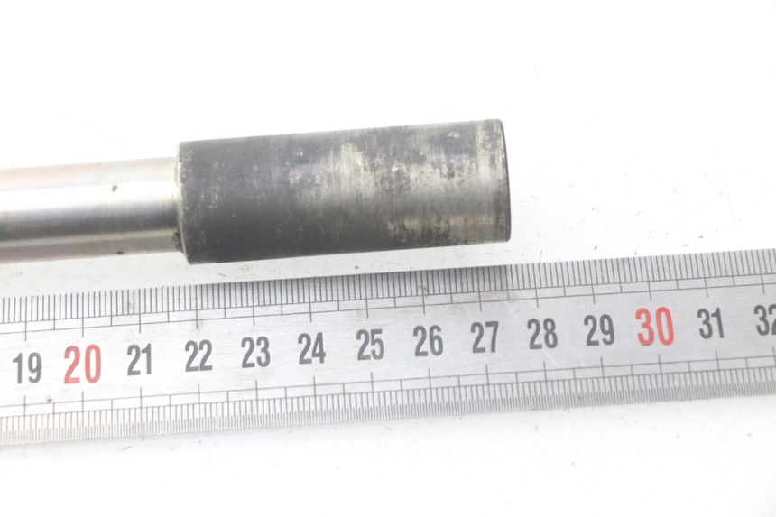 photo de FRONT WHEEL AXLE YAMAHA YP X-MAX XMAX 400 (2014 - 2017) - Component detail