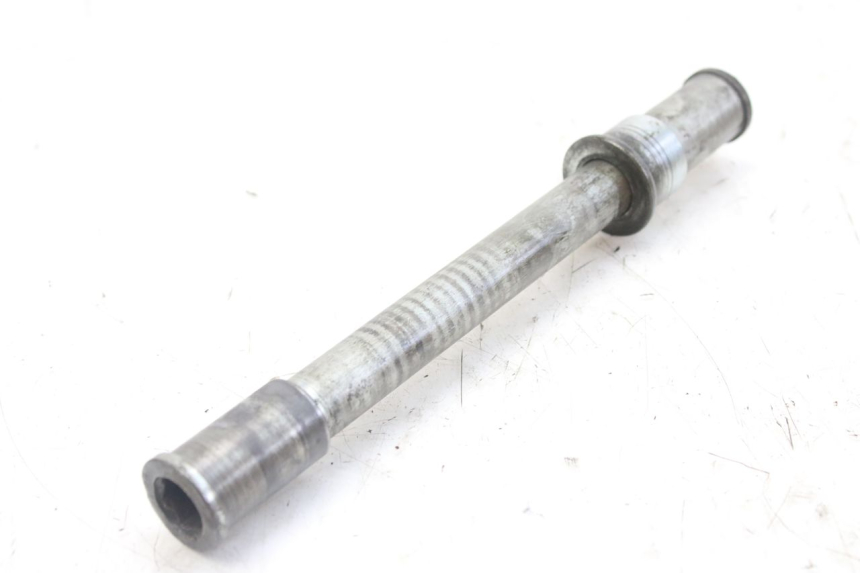 photo de FRONT WHEEL AXLE KAWASAKI ZX-6R ZX6R 600 (1995 - 1997) - Main view