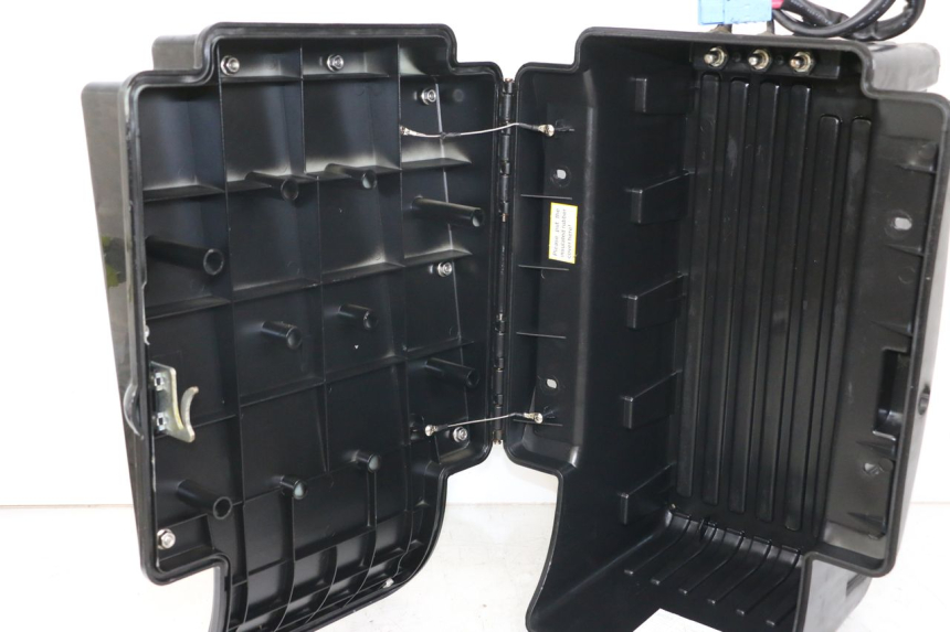 photo de Battery tray E-MAX 80L 1 (2011 - 2014) - Main view