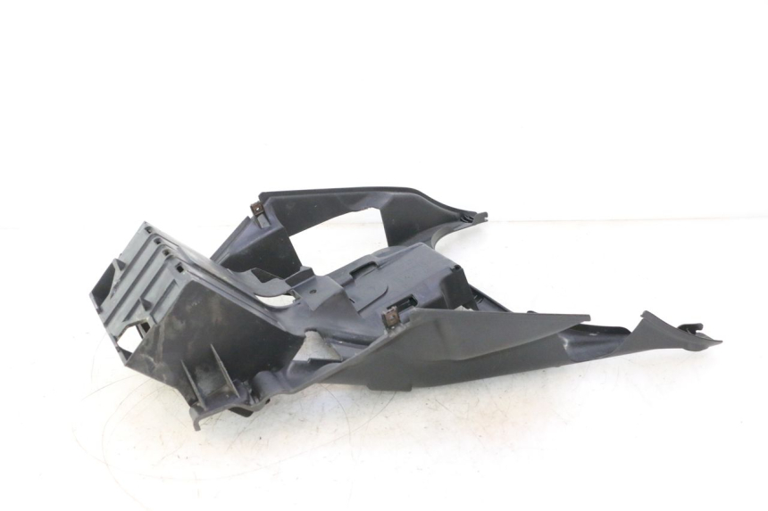 photo de BATTERY BOX SUZUKI BURGMAN EXECUTIVE ABS 650 (2006 - 2012) - Component detail