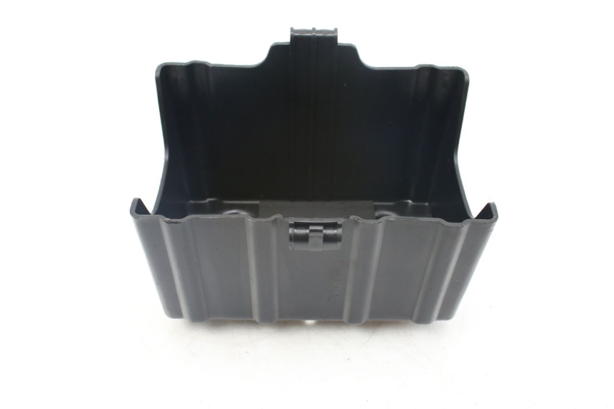 photo de BATTERY TRAY SYM CITYCOM CITY COM 125 (2009 - 2014) - Technical close-up