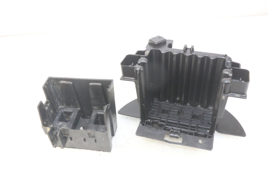 photo de BATTERY TRAY PEUGEOT CITYSTAR 2T 50 (2018 - 2021) - Main view