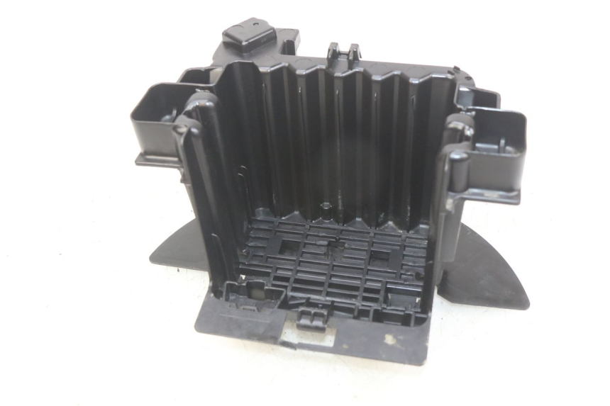 photo de BATTERY TRAY PEUGEOT CITYSTAR 2T 50 (2018 - 2021) - Zoom on usage condition