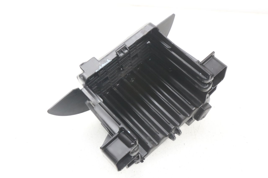 photo de BATTERY TRAY PEUGEOT CITYSTAR 50 (2013 - 2017) - Component detail