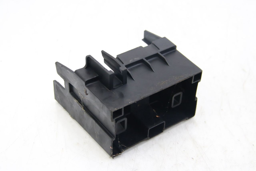 photo de BATTERY TRAY PEUGEOT CITYSTAR 50 (2013 - 2017) - Distinctive features