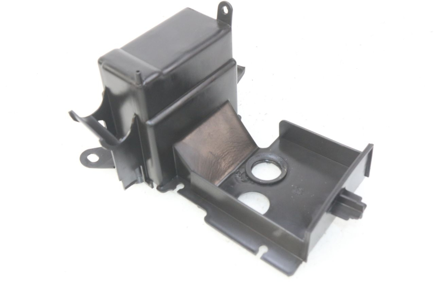 photo de BATTERY TRAY SUZUKI CP 80 (1985 - 1996) - Component detail