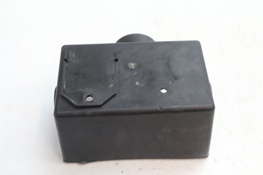 photo de BATTERY BOX HM HONDA DERAPAGE 50 (2007 - 2009) - Zoom on usage condition