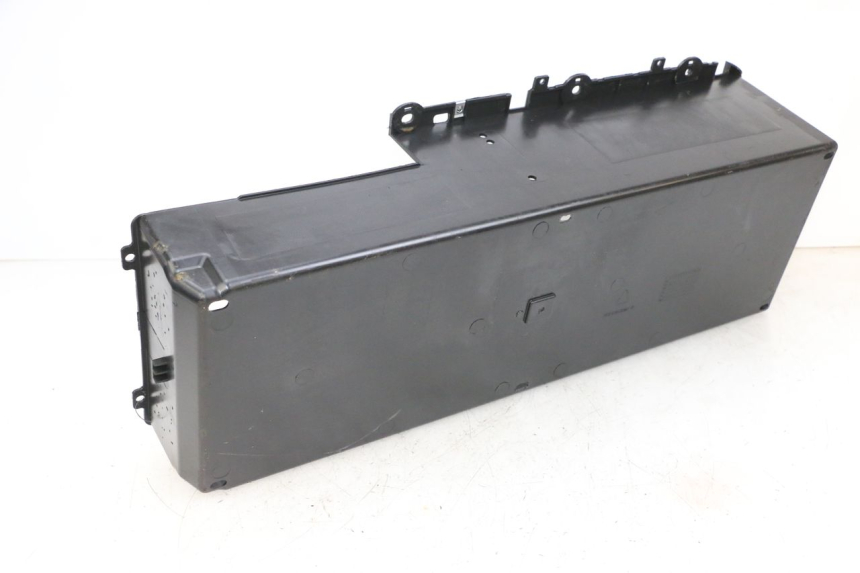 photo de BATTERY BOX SEGWAY NINEBOT E125S 1 (2022 - 2026) - Technical close-up