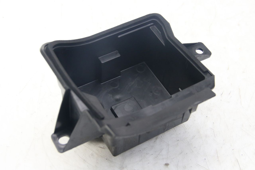 photo de BATTERY TRAY YAMAHA D'ELIGHT DELIGHT 125 (2017 - 2020) - Alternative perspective