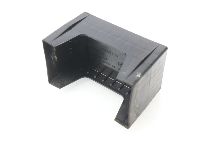 photo de BATTERY BOX PEUGEOT ELYSEO 50 (1998 - 2001) - Zoom on usage condition