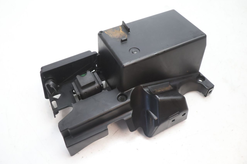 photo de BATTERY BOX KAWASAKI ER-6 ER6 N 650 (2005 - 2009) - Alternative perspective