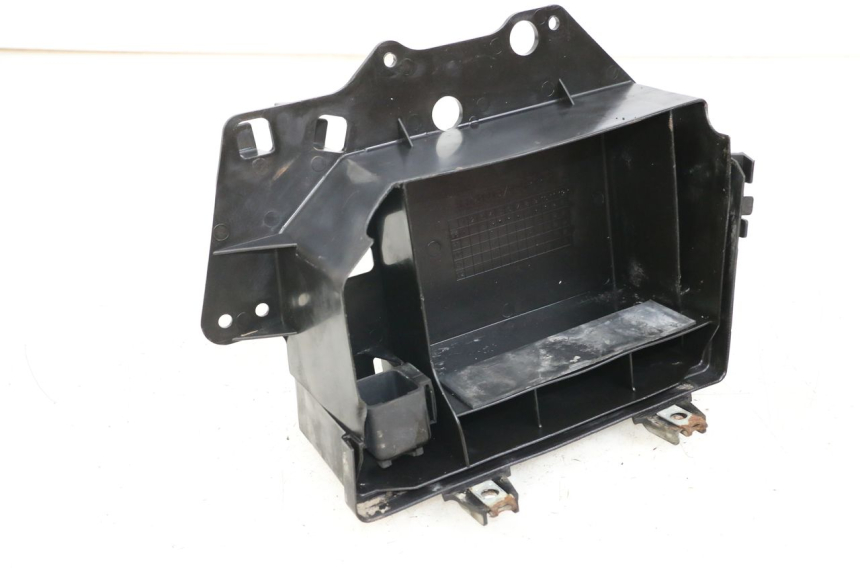photo de BATTERY TRAY HONDA FES PANTHEON 2T 125 (1998 - 2002) - Main view