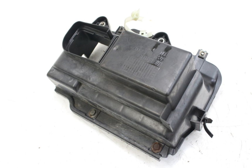 photo de BATTERY TRAY HONDA FES S-WING SWING ABS 125 (2007 - 2015) - Technical close-up