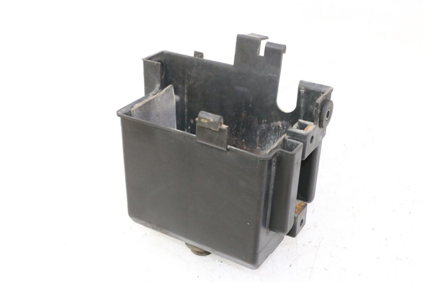 photo de BATTERY BOX YAMAHA FJ 36Y 1100 (1984 - 1985) - Alternative perspective