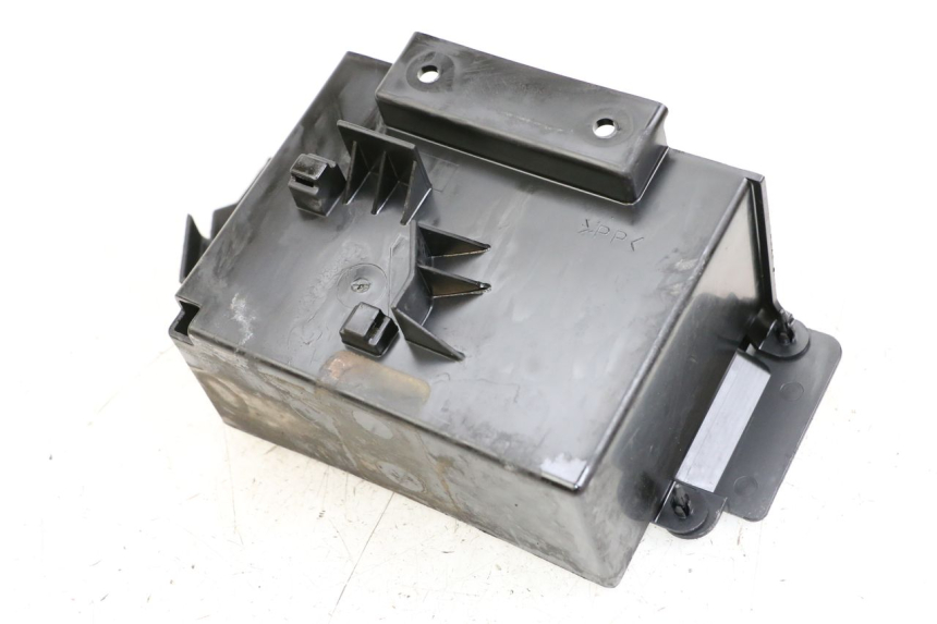 photo de BATTERY TRAY YAMAHA FJR ABS 1300 (2006 - 2012) - Component detail