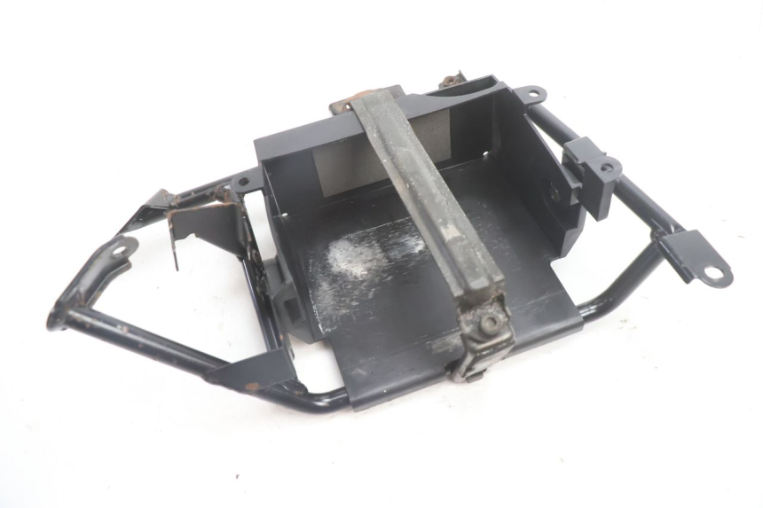 photo de BATTERY BOX YAMAHA FJR 1300 (2001 - 2005) - Component detail