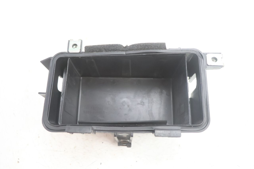 photo de BATTERY BOX HONDA FJS SILVER WING SILVERWING 400 (2005 - 2008) - Component detail