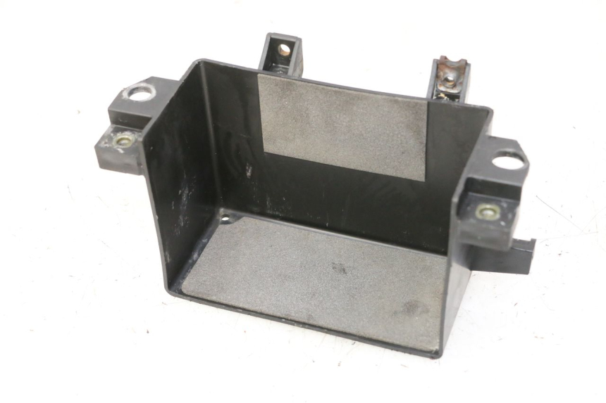 photo de BATTERY BOX YAMAHA FZ6 FAZER S2 600 (2007 - 2011) - Main view