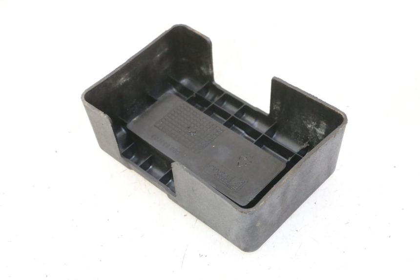 photo de BATTERY BOX GILERA NEXUS 300 (2008 - 2013) - Alternative perspective