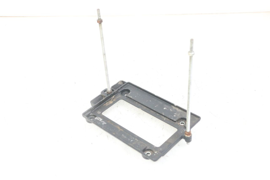 photo de BATTERY BOX BMW K 75 RT 750 (1989 - 1997) - Component detail