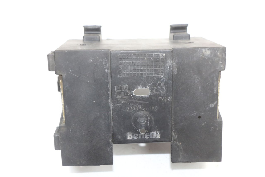 photo de BATTERY BOX RENAULT KOURANOS 125 (2001 - 2004) - Zoom on usage condition