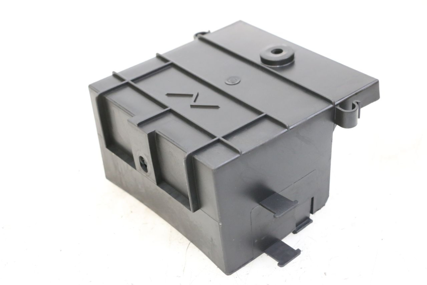 photo de BATTERY BOX KYMCO XCITING 500 (2007 - 2010) - Component detail
