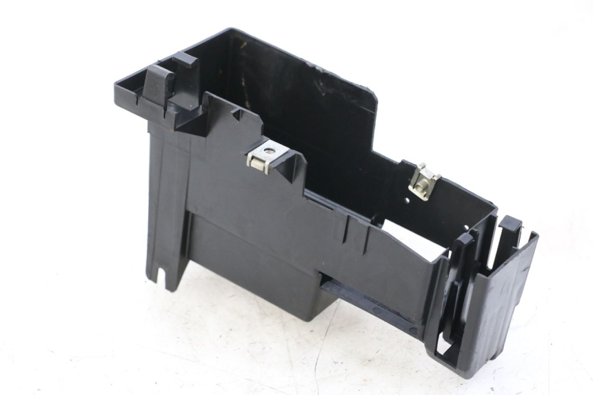 photo de BATTERY BOX PEUGEOT TREKKER TKR 50 (2005 - 2014) - Alternative perspective