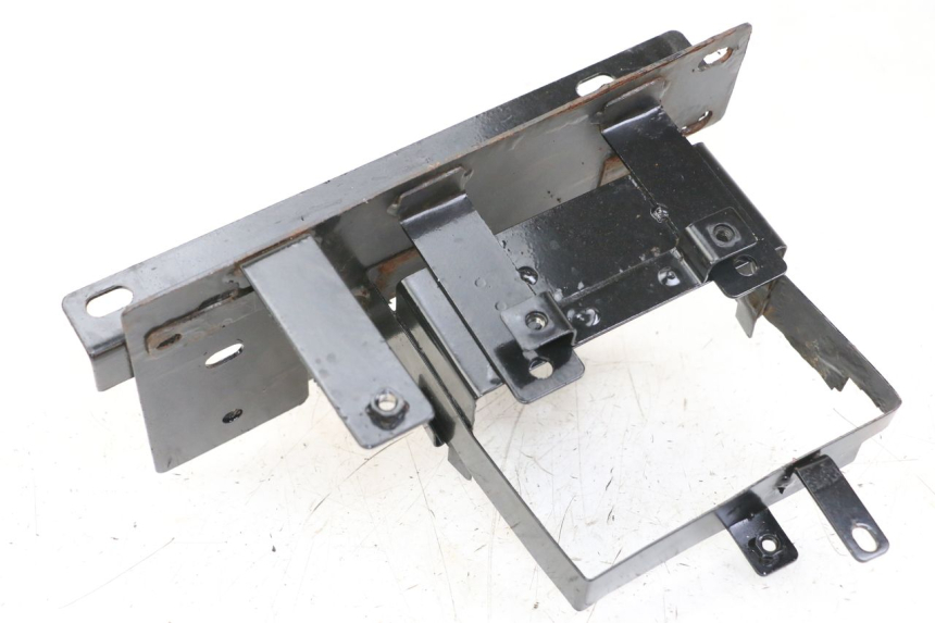 photo de BATTERY BOX REGAL RAPTOR SPYDER 125 (2010 - 2018) - Zoom on usage condition