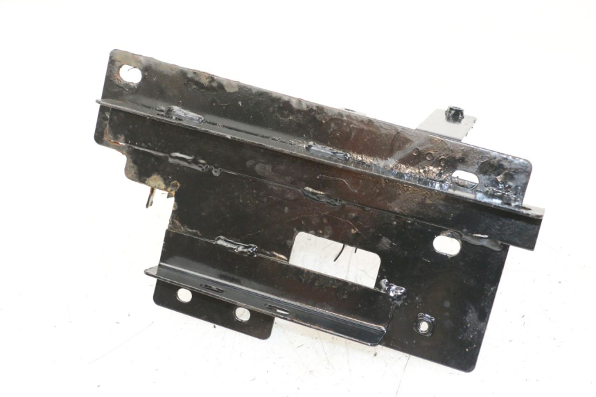 photo de BATTERY BOX REGAL RAPTOR SPYDER 125 (2010 - 2018) - Alternative perspective