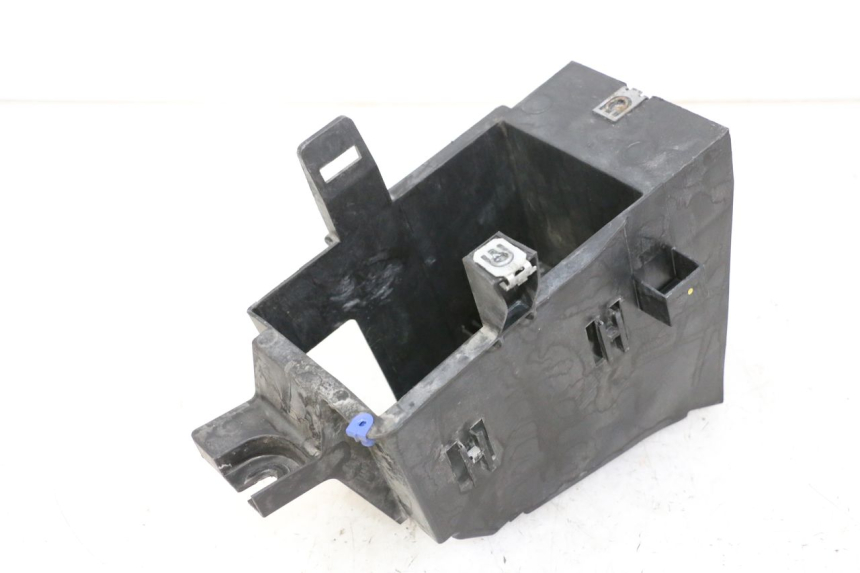 photo de BATTERY BOX PEUGEOT SATELIS 250 (2006 - 2012) - Main view