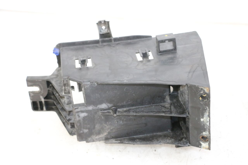 photo de BATTERY BOX PEUGEOT SATELIS 250 (2006 - 2012) - Component detail