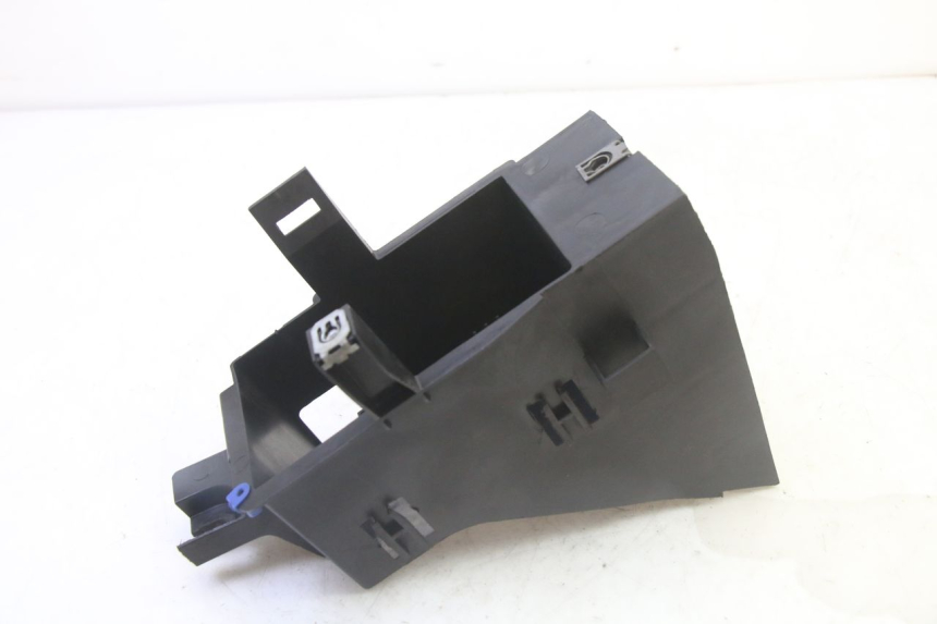 photo de BATTERY BOX PEUGEOT SATELIS 125 (2013 - 2018) - Main view