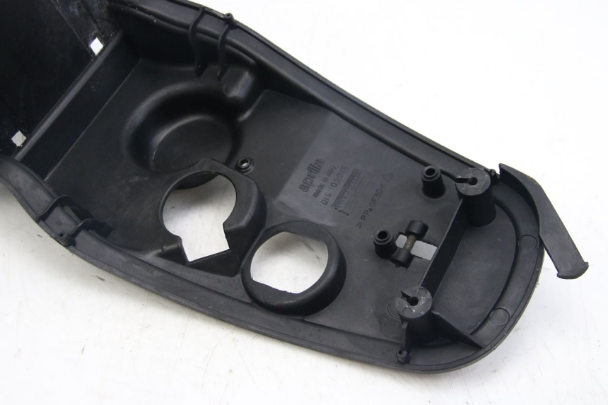 photo de BATTERY TRAY APRILIA SCARABEO 4T 50 (2009 - 2017) - Alternative angle