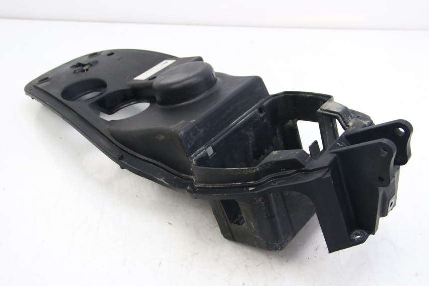 photo de BATTERY TRAY APRILIA SCARABEO 4T 50 (2009 - 2017) - Technical close-up