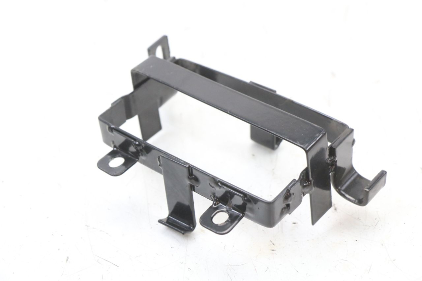 photo de BATTERY BOX SKYTEAM SKYMAX PRO 125 (2012 - 2016) - Zoom on usage condition