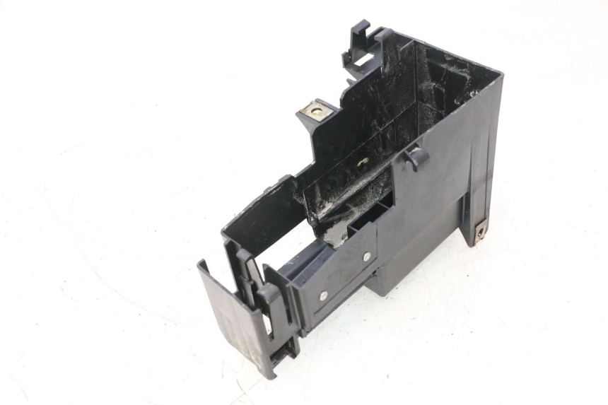 photo de BATTERY TRAY PEUGEOT SPEEDFIGHT LC 50 (1996 - 2002) - Technical close-up