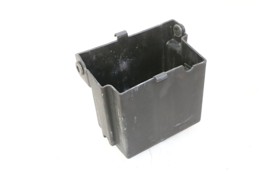 photo de BATTERY BOX TRIUMPH SPRINT 900 (1995 - 1998) - Main view