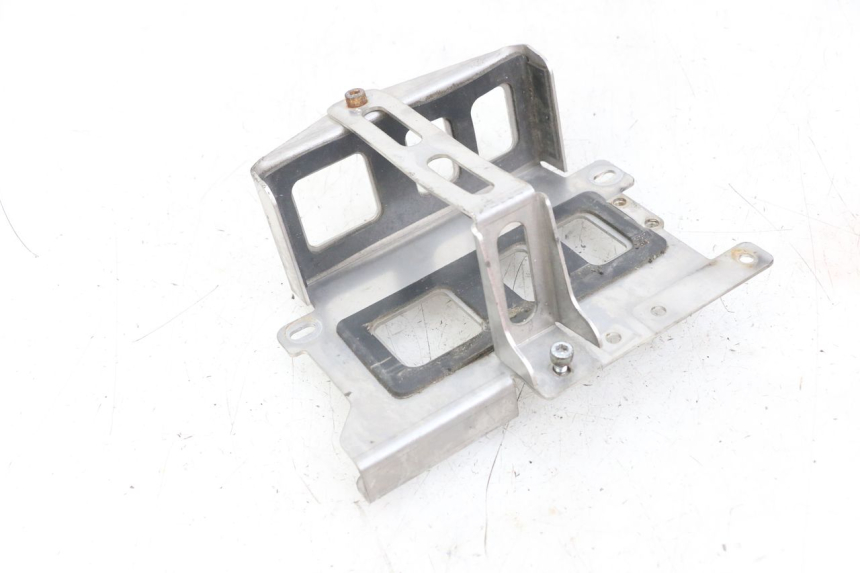 photo de BATTERY TRAY YAMAHA TDM ABS 900 (2002 - 2014) - Alternative perspective