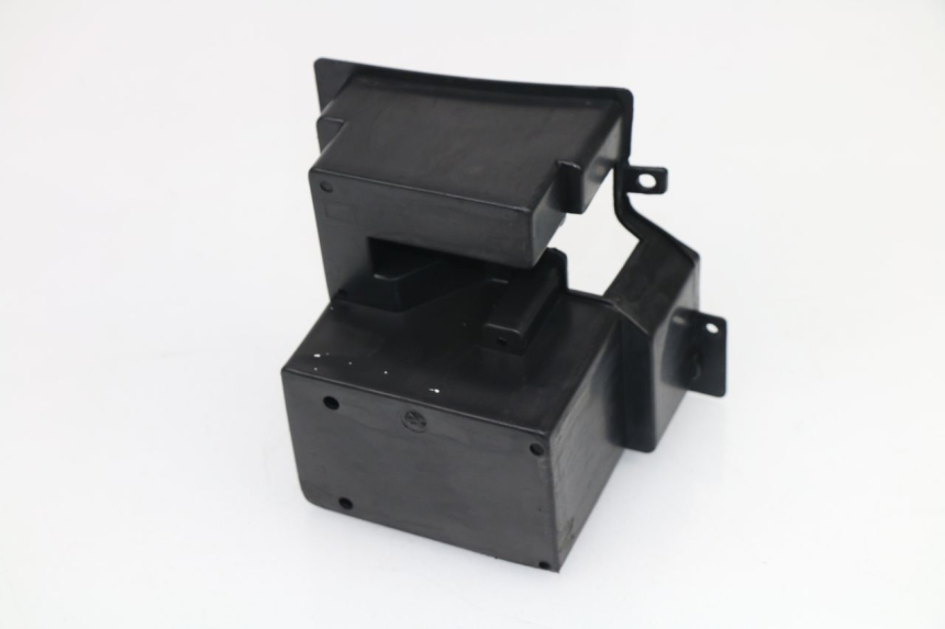 photo de BATTERY BOX BAOTIAN TRAVEL SPIRIT 50 (2010 - 2012) - Component detail