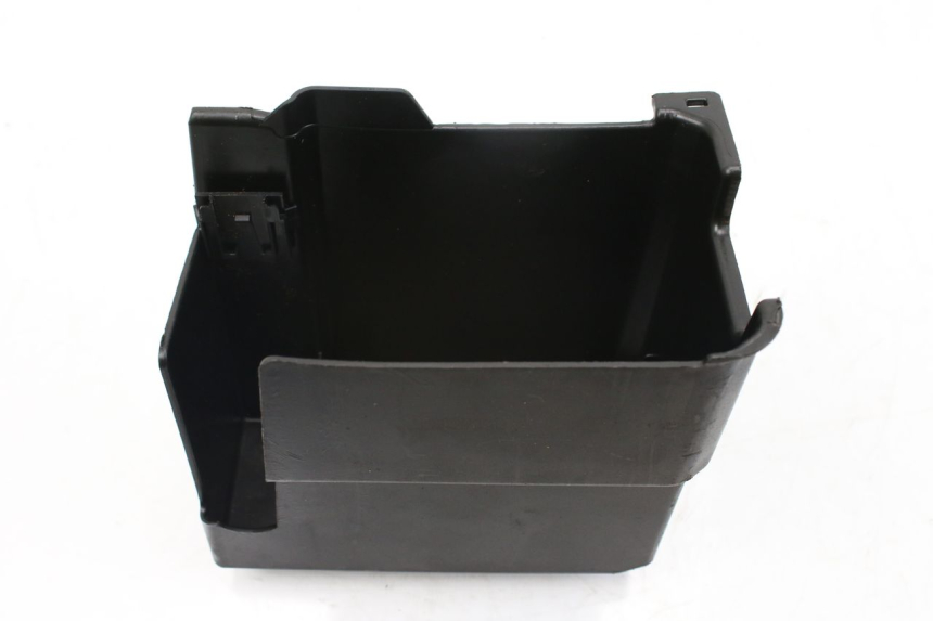 photo de BATTERY TRAY PIAGGIO VESPA GTS IGET ABS 125 (2017 - 2023) - Main view