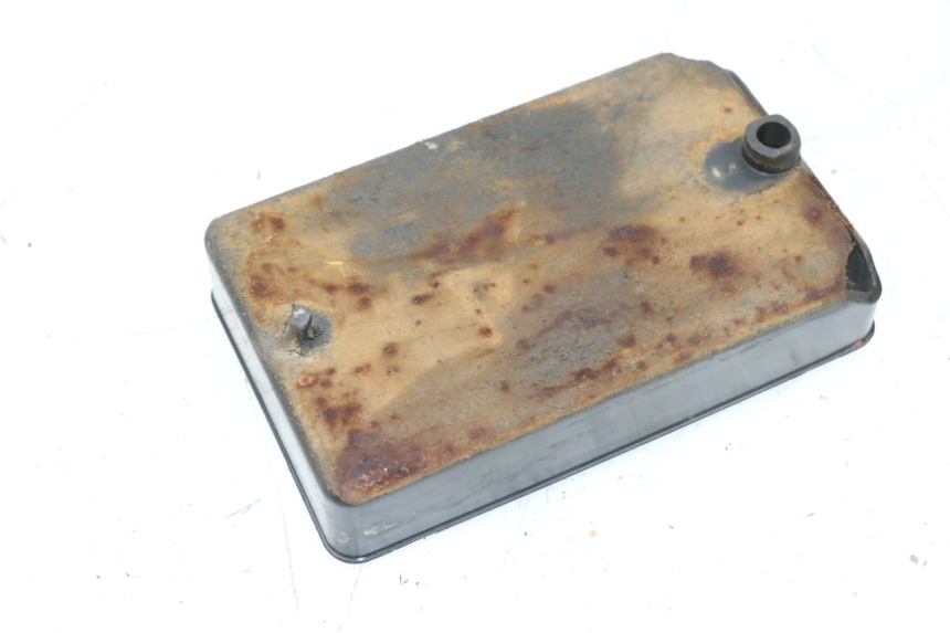 photo de BATTERY BOX PIAGGIO VESPA GTS SUPER IE 125 (2009 - 2016) - Zoom on usage condition