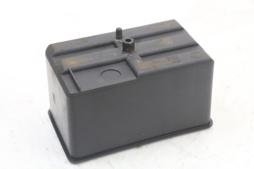 photo de BATTERY TRAY PIAGGIO VESPA LX 2T 50 (2005 - 2013) - Zoom on usage condition