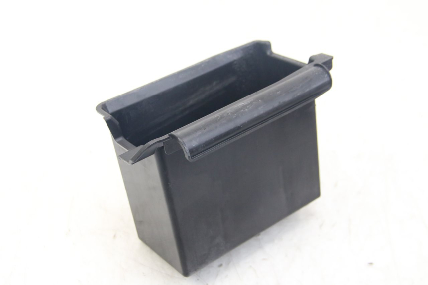photo de BATTERY TRAY PIAGGIO VESPA SPRINT 2T 50 (2014 - 2018) - Component detail