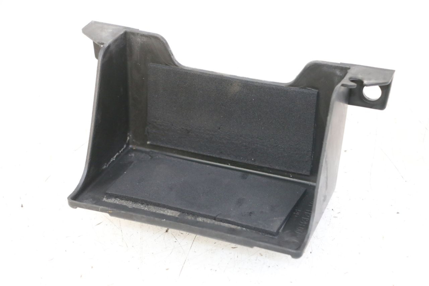 photo de BATTERY TRAY YAMAHA X-MAX XMAX ABS 250 (2010 - 2012) - Alternative perspective